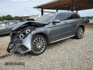 2018 Mercedes-Benz GLC 300 with VIN WDC0G4JB4JV042897, listed as a Copart auction lot 60281955 with 39,467 mi miles and Salvage title. Bid and sale history available at DreamBid. Image 1.