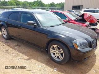 2005 Dodge Magnum SE z VIN 2D4FV48V75H567587, wystawiony jako IAAI lot #42290818 z przebiegiem 284 119 mil mil oraz . Historia ofert i sprzedaży dostępna na DreamBid. Obrazek 1.