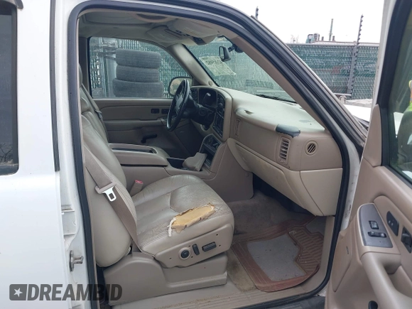 2004 Chevrolet Tahoe Z71 с VIN 1GNEK13T44R236784, выставлен на аукционе IAAI как лот 42005082 с пробегом 139 517 миль миль и . История ставок и продаж доступна на DreamBid. Изображение 5.
