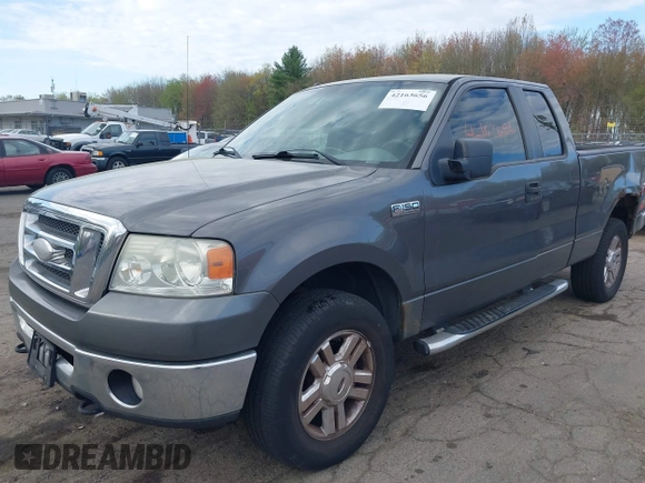 2008 Ford F-150 XLT с VIN 1FTPX14518FB92902, выставлен на аукционе IAAI как лот 42163656 с пробегом 155 797 миль миль и . История ставок и продаж доступна на DreamBid. Изображение 2.