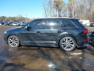 2022 Audi SQ7 Premium Plus z VIN WA1AWBF77ND004382, wystawiony jako IAAI lot #41537565 z przebiegiem 49 833 mil mil oraz . Historia ofert i sprzedaży dostępna na DreamBid. Obrazek 14.