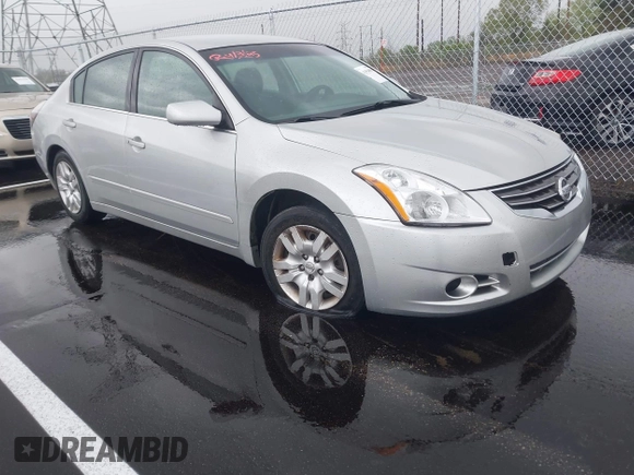 2011 Nissan Altima S with VIN 1N4AL2AP2BN473090, listed as a IAAI auction lot 41954089 with 194,707 mi miles and . Bid and sale history available at carsss.com. Image 1.