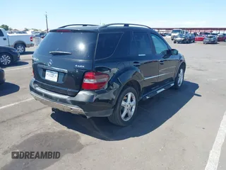 2008 Mercedes-Benz M 320 CDI with VIN 4JGBB22E08A330357, listed as a IAAI auction lot 40260219 with 169,967 mi miles and . Bid and sale history available at carsss.com. Image 4.