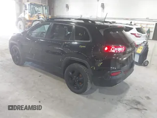 2018 Jeep Cherokee Limited z VIN 1C4PJMDX8JD554326, wystawiony jako IAAI lot #41843179 z przebiegiem 144 104 mil mil oraz . Historia ofert i sprzedaży dostępna na DreamBid. Obrazek 3.