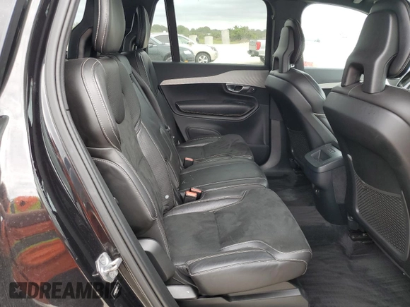 2017 Volvo XC90 with VIN YV4102XM4H1147790, listed as a Copart auction lot 83623954 with 111,034 mi miles and Salvage Title. Bid and sale history available at DreamBid. Image 11.