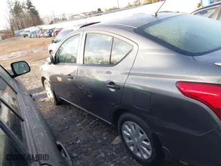 2019 Nissan Versa Sedan SV with VIN 3N1CN7AP6KL828159, listed as a IAAI auction lot 41722674 with 132,854 mi miles. Bid and sale history available at carsss.com. Image 14.