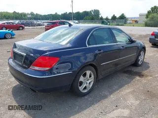 2005 Acura RL z VIN JH4KB16535C018279, wystawiony jako IAAI lot #42563577 z przebiegiem 140 738 mil mil oraz . Historia ofert i sprzedaży dostępna na DreamBid. Obrazek 4.