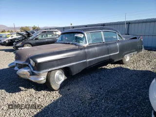 1955 Cadillac Fleetwood z VIN 556084970, wystawiony jako Copart lot #42431785 z przebiegiem 55 337 mil mil oraz Tytuł czysty. Historia ofert i sprzedaży dostępna na DreamBid. Obrazek 1.