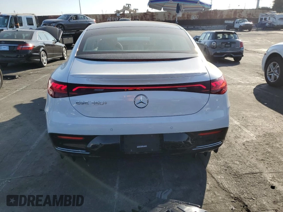 2023 Mercedes-Benz EQE 350+ z VIN W1KEG2BB0PF015574, wystawiony jako Copart lot #81789914 z przebiegiem 3 330 mil mil oraz Szkoda całkowita • Salvage title. Historia ofert i sprzedaży dostępna na DreamBid. Obrazek 6.
