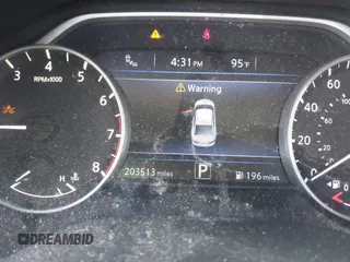 2016 Nissan Maxima SR z VIN 1N4AA6AP9GC382348, wystawiony jako IAAI lot #42012121 z przebiegiem 203 513 mil mil oraz . Historia ofert i sprzedaży dostępna na DreamBid. Obrazek 7.