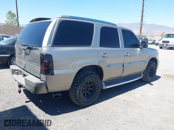 2002 Cadillac Escalade with VIN 1GYEK63N32R139025, listed as a IAAI auction lot 42324563 with 168,338 mi miles and . Bid and sale history available at DreamBid. Image 4.
