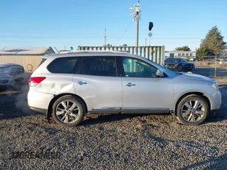 2014 Nissan Pathfinder Platinum with VIN 5N1AR2MM9EC676855, listed as a IAAI auction lot 41450200 with 142,322 mi miles and . Bid and sale history available at DreamBid. Image 13.