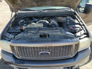 2003 Ford Excursion Limited with VIN 1FMNU42FX3EB25075, listed as a Copart auction lot 54161925 with 330,856 mi miles and Clean Title. Bid and sale history available at DreamBid. Image 11.