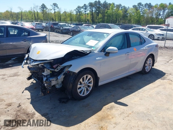 2023 Toyota Camry LE z VIN 4T1C11AK9PU142300, wystawiony jako IAAI lot #42063540 z przebiegiem 34 048 mil mil oraz . Historia ofert i sprzedaży dostępna na DreamBid. Obrazek 17.