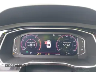 2019 Volkswagen Jetta SEL z VIN 3VWEB7BU2KM273950, wystawiony jako IAAI lot #42414034 z przebiegiem 84 100 mil mil oraz . Historia ofert i sprzedaży dostępna na DreamBid. Obrazek 7.