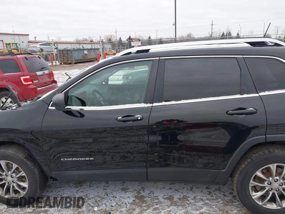 2019 Jeep Cherokee Altitude with VIN 1C4PJMLN3KD150464, listed as a IAAI auction lot 41192357 with 144,734 mi miles and . Bid and sale history available at DreamBid. Image 14.