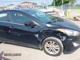 2013 Hyundai Elantra с VIN KMHD35LE4DU024969, выставлен на аукционе IAAI как лот 42391659 с пробегом 140 989 миль миль и . История ставок и продаж доступна на DreamBid. Изображение 6.