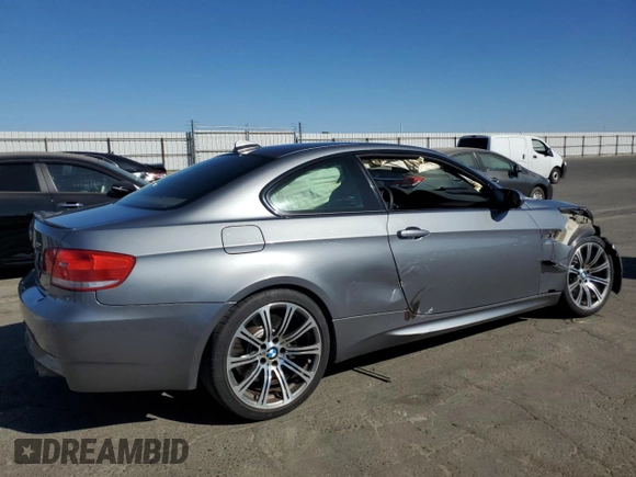 2009 BMW M3 with VIN WBSWD93539P361181, listed as a Copart auction lot 70624184 with 59,293 mi miles and Salvage title. Bid and sale history available at DreamBid. Image 3.