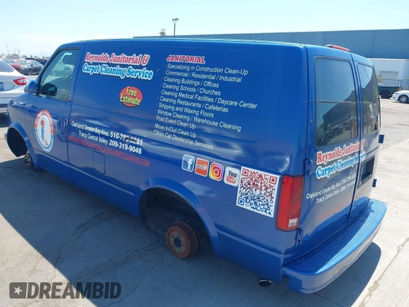 1996 GMC Safari Cargo with VIN 1GTDM19W2TB501189, listed as a IAAI auction lot 38223202 with 71,447 mi miles. Bid and sale history available at carsss.com. Image 3.