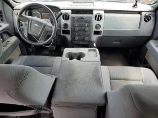2012 Ford F-150 XL z VIN 1FTFW1CF8CKD23428, wystawiony jako Copart lot #53680595 z przebiegiem 225 988 mil mil oraz Szkody całkowita. Historia ofert i sprzedaży dostępna na DreamBid. Obrazek 8.