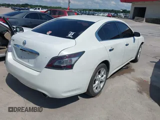 2013 Nissan Maxima SV z VIN 1N4AA5AP1DC828613, wystawiony jako IAAI lot #42354140 z przebiegiem 183 636 mil mil oraz . Historia ofert i sprzedaży dostępna na DreamBid. Obrazek 4.