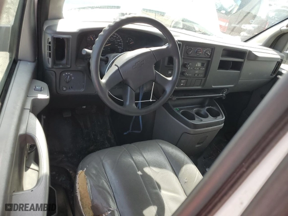 2005 Chevrolet Express Cargo Van with VIN 1GCGG25V151197868, listed as a Copart auction lot 48176545 with 152,730 mi miles and Clean Title. Bid and sale history available at carsss.com. Image 8.
