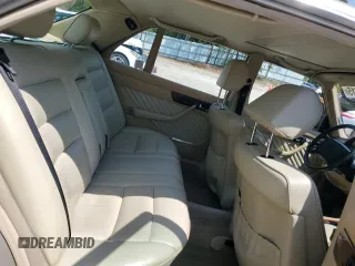 1991 Mercedes-Benz 560 with VIN WDBCA39E9MA599487, listed as a Copart auction lot 51921915 with 59,132 mi miles and Salvage Title. Bid and sale history available at DreamBid. Image 10.