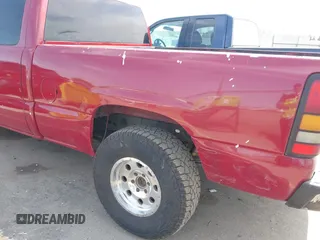 2002 Chevrolet Silverado 1500 LT with VIN 2GCEK19T321107487, listed as a IAAI auction lot 41977474 with 218,793 mi miles. Bid and sale history available at carsss.com. Image 17.