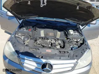 2008 Mercedes-Benz C-Class 3.0L Sport with VIN WDDGF54X88F087887, listed as a IAAI auction lot 40700660 with 190,436 mi miles. Bid and sale history available at carsss.com. Image 10.