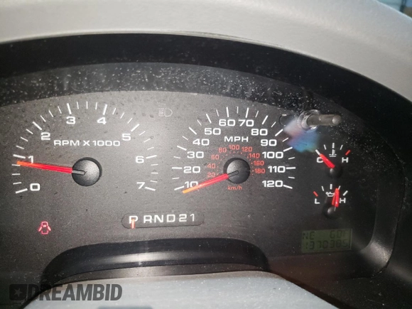 2008 Ford F-150 XLT с VIN 1FTPX14VX8FC31860, выставлен на аукционе Copart как лот 60692195 с пробегом 137 038 миль миль и Чистый • Clean title. История ставок и продаж доступна на DreamBid. Изображение 9.