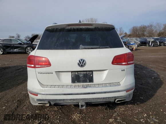 2016 Volkswagen Touareg Sport с VIN WVGEF9BPXGD011699, выставлен на аукционе Copart как лот 85089304 с пробегом 107 792 миль миль и Списание • Salvage title. История ставок и продаж доступна на DreamBid. Изображение 6.
