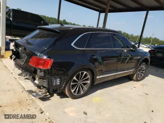2017 Bentley Bentayga W12 with VIN SJAAC2ZV9HC015985, listed as a Copart auction lot 67673464 with 0 mi miles and Salvage Title. Bid and sale history available at carsss.com. Image 3.