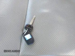 2003 Suzuki XL7 Touring z VIN JS3TX92V734100178, wystawiony jako IAAI lot #41386492 z przebiegiem 91 912 mil mil oraz . Historia ofert i sprzedaży dostępna na DreamBid. Obrazek 11.
