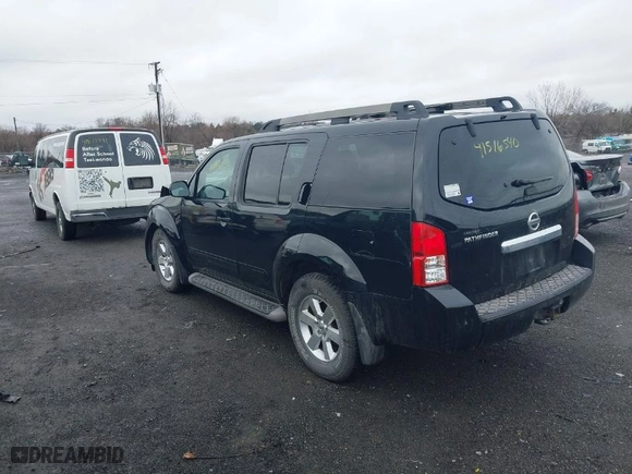 2012 Nissan Pathfinder SV with VIN 5N1AR1NB5CC624434, listed as a IAAI auction lot 41516540 with 224,882 mi miles. Bid and sale history available at carsss.com. Image 3.