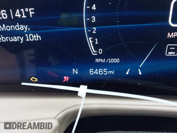 2024 Cadillac XT4 FWD Premium Luxury with VIN 1GYFZCR41RF220114, listed as a IAAI auction lot 41515009 with 6,465 mi miles and . Bid and sale history available at carsss.com. Image 7.