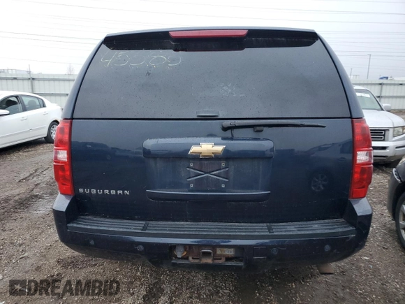 2007 Chevrolet Suburban LT with VIN 3GNGK26K97G302784, listed as a Copart auction lot 79525534 with 297,129 mi miles and Clean Title. Bid and sale history available at DreamBid. Image 6.