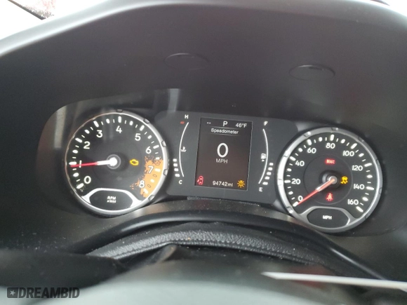 2015 Jeep Renegade Latitude with VIN ZACCJABT7FPB35728, listed as a Copart auction lot 45266065 with 94,742 mi miles and Clean Title. Bid and sale history available at carsss.com. Image 9.