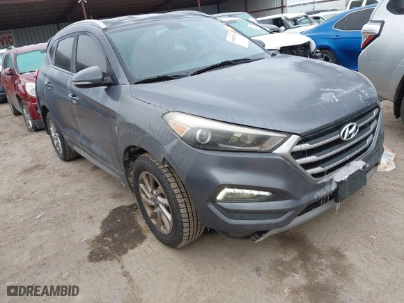 2017 Hyundai Tucson Value with VIN KM8J33A22HU358357, listed as a IAAI auction lot 41583774 with 139,338 mi miles. Bid and sale history available at carsss.com. Image 1.