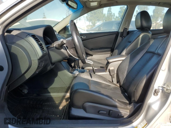 2011 Nissan Altima S with VIN 1N4AL2AP1BN470259, listed as a Copart auction lot 63928355 with 211,573 mi miles and Clean title. Bid and sale history available at DreamBid. Image 7.