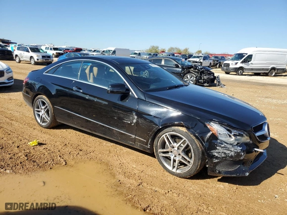 2015 Mercedes-Benz E-Class E 400 with VIN WDDKJ6HB7FF300175, listed as a Copart auction lot 82913174 with 52,427 mi miles and Salvage Title. Bid and sale history available at carsss.com. Image 4.