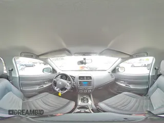 2018 Mitsubishi Outlander SE z VIN JA4AP3AW4JU019580, wystawiony jako Copart lot #66179125 z przebiegiem 81 508 mil mil oraz Szkoda całkowita • Salvage title. Historia ofert i sprzedaży dostępna na DreamBid. Obrazek 15.