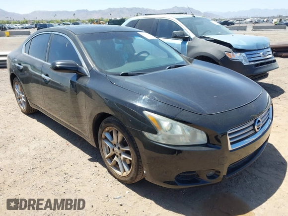 2014 Nissan Maxima S z VIN 1N4AA5AP9EC440031, wystawiony jako IAAI lot #42303747 z przebiegiem 155 112 mil mil oraz . Historia ofert i sprzedaży dostępna na DreamBid. Obrazek 1.