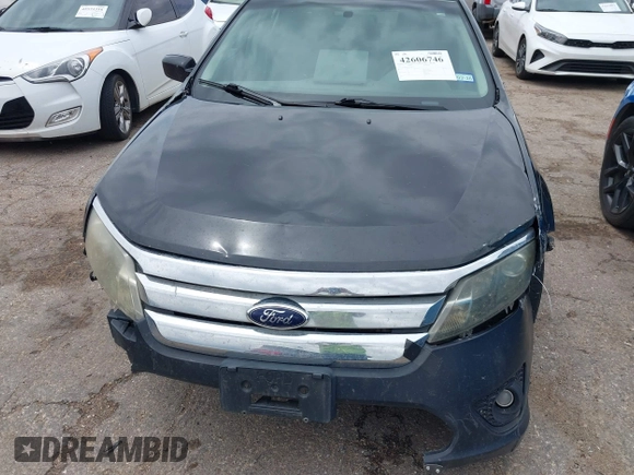 2010 Ford Fusion SE z VIN 3FAHP0HA6AR340837, wystawiony jako IAAI lot #42606746 z przebiegiem 189 204 mil mil oraz . Historia ofert i sprzedaży dostępna na DreamBid. Obrazek 6.