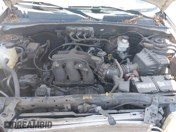 2008 Ford Escape XLT with VIN 1FMCU93168KB33268, listed as a IAAI auction lot 42098947 with 226,864 mi miles and . Bid and sale history available at DreamBid. Image 10.