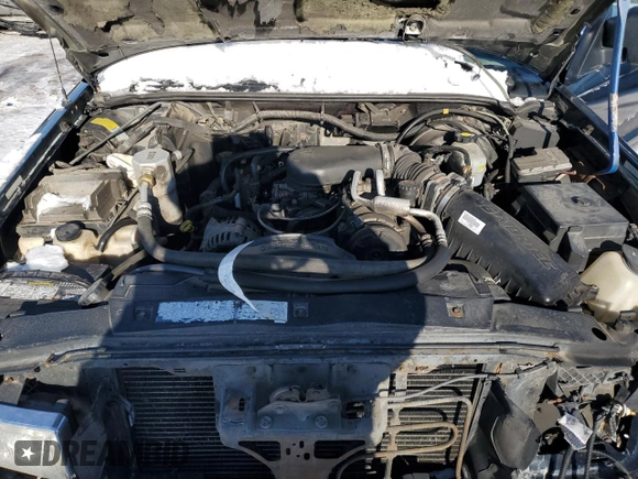 2002 Chevrolet S-10 LS with VIN 1GCDT19WX28158890, listed as a Copart auction lot 45664955 with 133,634 mi miles and Clean Title. Bid and sale history available at carsss.com. Image 11.