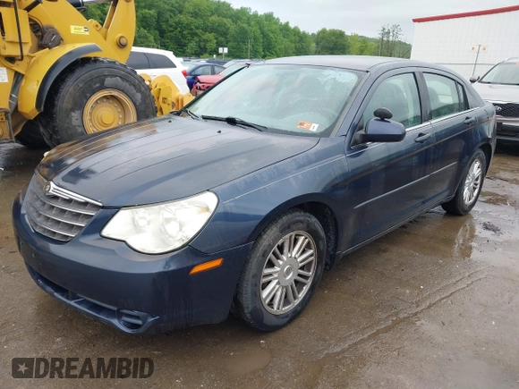 2007 Chrysler Sebring Touring z VIN 1C3LC56K37N644894, wystawiony jako IAAI lot #42326982 z przebiegiem 206 073 mil mil oraz . Historia ofert i sprzedaży dostępna na DreamBid. Obrazek 2.