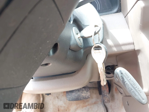 1998 Nissan Frontier XE z VIN 1N6DD26S6WC353583, wystawiony jako IAAI lot #42253701 z przebiegiem Nie podano mil oraz . Historia ofert i sprzedaży dostępna na DreamBid. Obrazek 11.