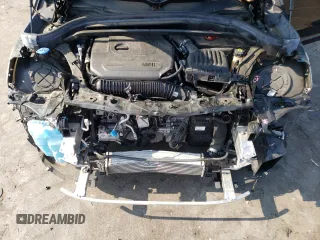 2020 MINI Countryman Cooper S with VIN WMZYX1C04L3L27083, listed as a Copart auction lot 68603514 with 27,701 mi miles and Salvage Title. Bid and sale history available at carsss.com. Image 11.
