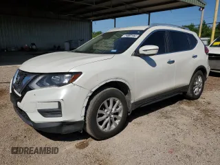 2017 Nissan Rogue SV z VIN JN8AT2MTXHW131526, wystawiony jako Copart lot #52114375 z przebiegiem 132 810 mil mil oraz Tytuł czysty. Historia ofert i sprzedaży dostępna na DreamBid. Obrazek 1.