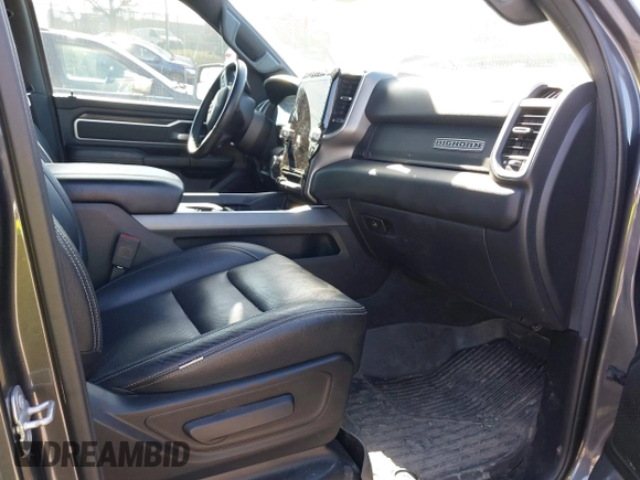2022 Ram 1500 Big Horn with VIN 1C6SRFFTXNN236241, listed as a IAAI auction lot 41815333 with 37,813 mi miles. Bid and sale history available at carsss.com. Image 5.
